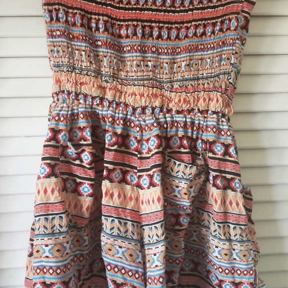 Patterned Romper - Picture 2 of 3